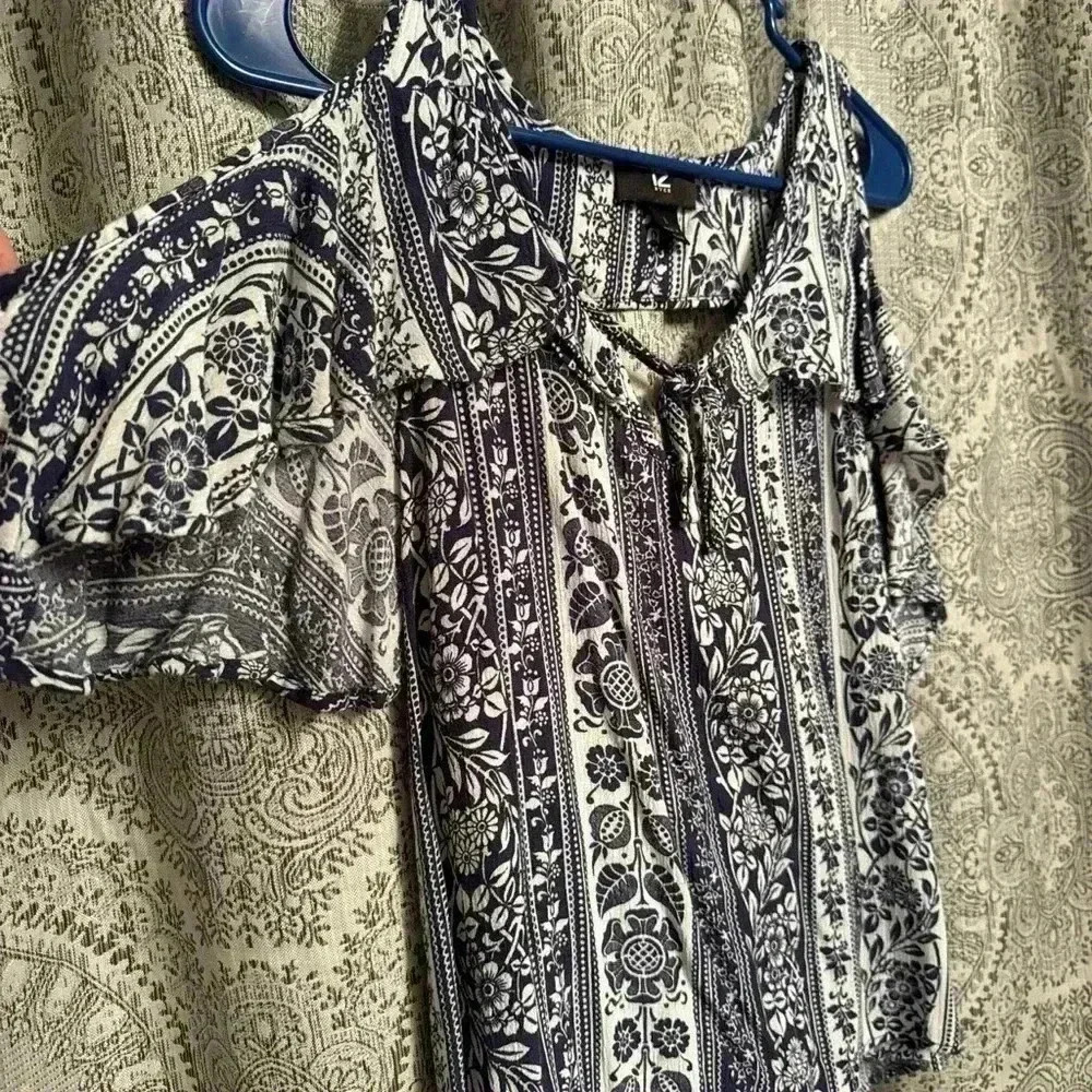 IZ Byer Woman’s Cold Shoulder Blouse - Picture 3 of 5